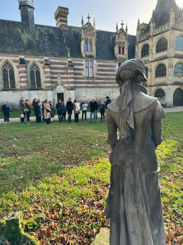 Saint Maurice D Etelan Janvier 2024 Chateau Etelan Visite Exterieure Statue Patrimoine En Caux Seine Csnt