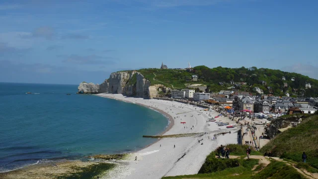 Etretat May 2018 Village De Pecheurs Seen From The Falaise Aval Csnt